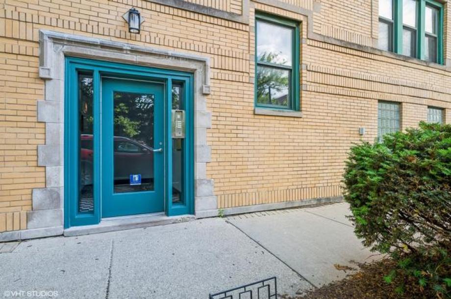 2709 W Belden Ave #3-2