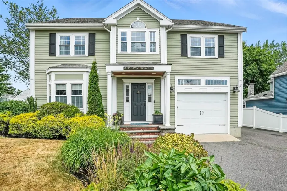 96 Bay View Ave-1