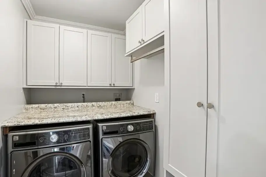 96 Bay View Ave-21