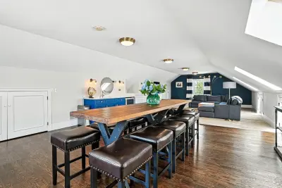 96 Bay View Ave