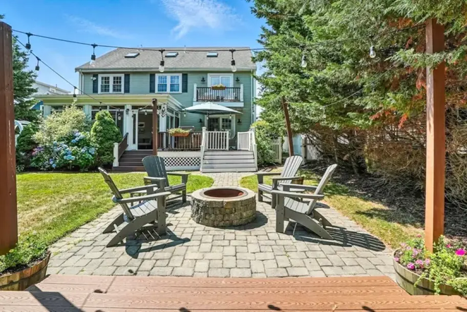 96 Bay View Ave-35