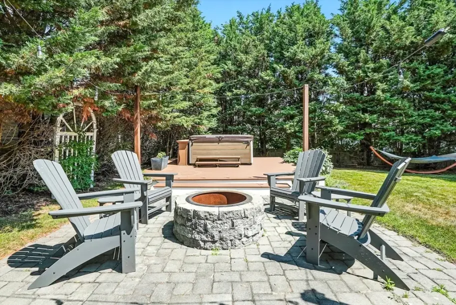 96 Bay View Ave-36