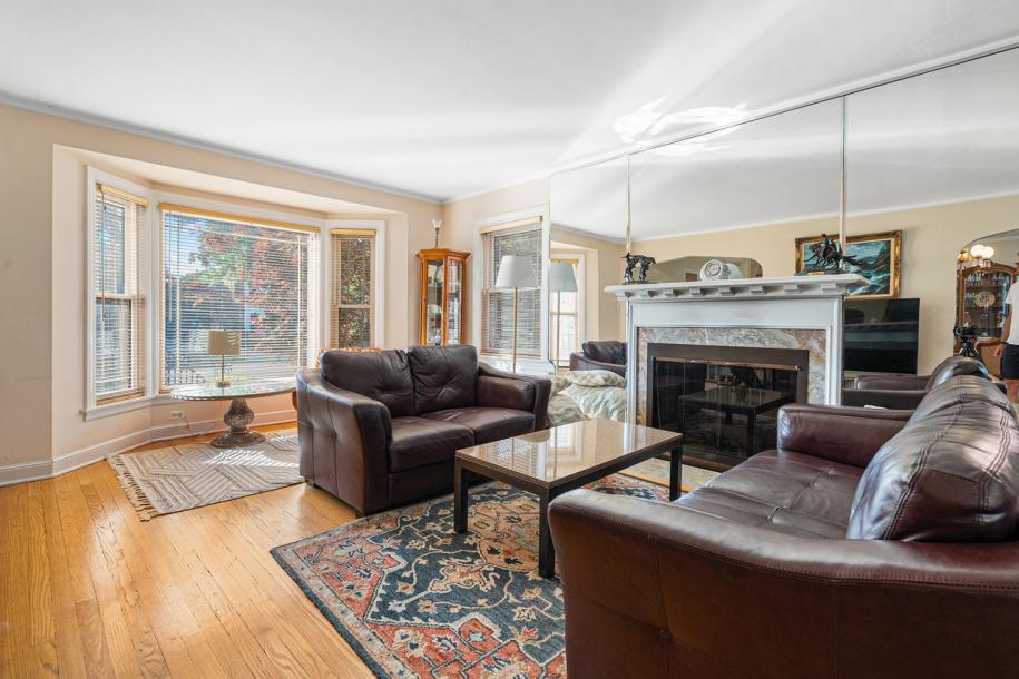 6344 N Lenox Ave-12