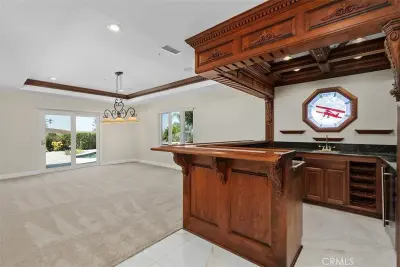 6863 Canyon Hill Dr