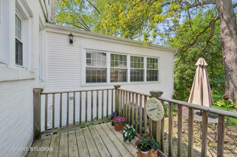 6552 N Waukesha Ave-17