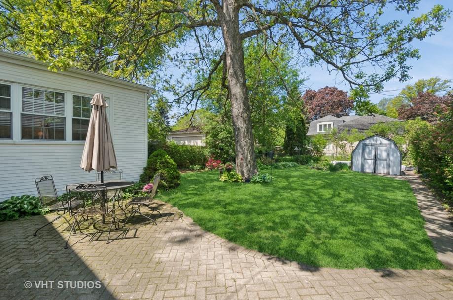 6552 N Waukesha Ave-18