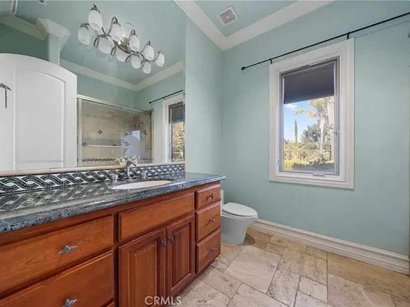 423 Cleveland Way, Corona, CA 92881-26