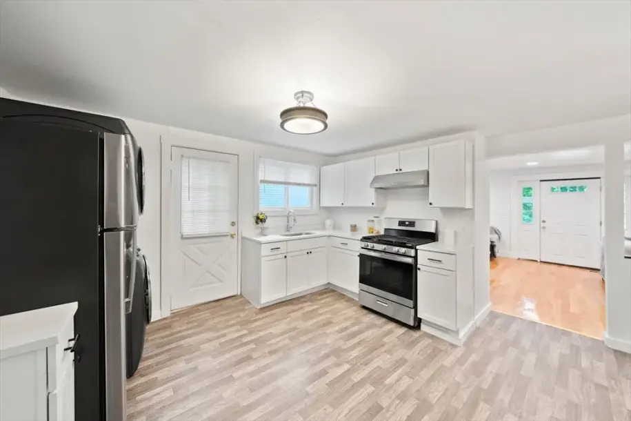 190 Common St-5