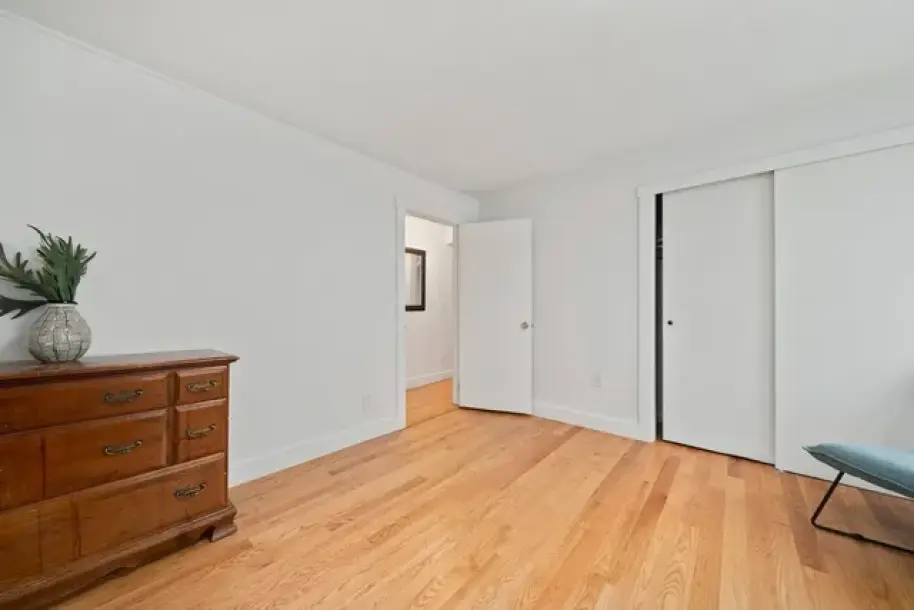 190 Common St-15