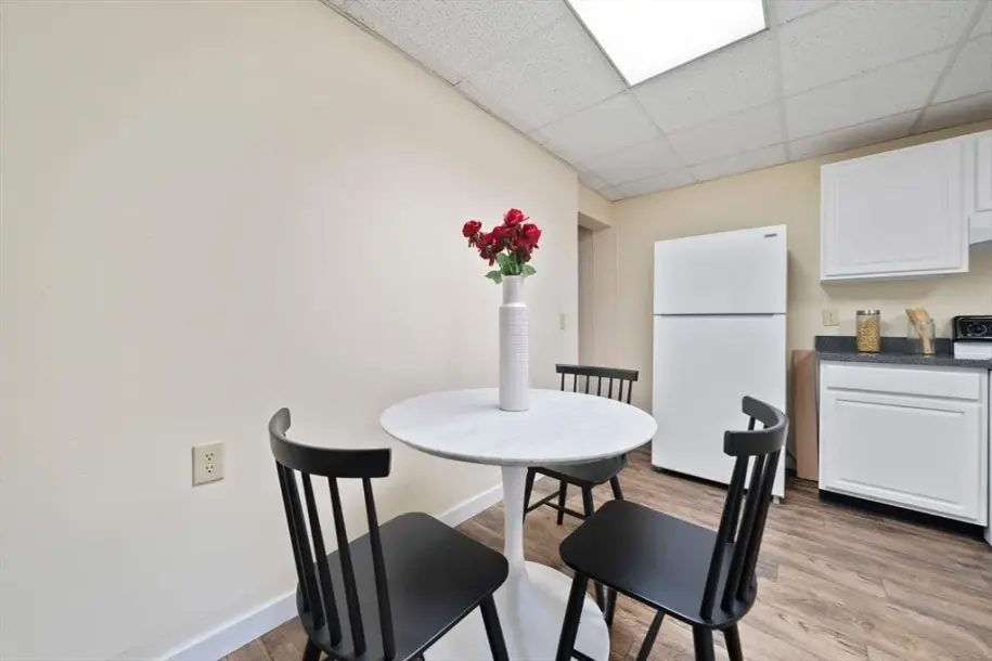 190 Common St-22