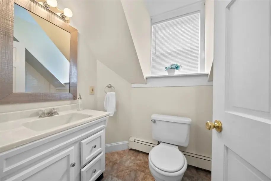 190 Common St-21