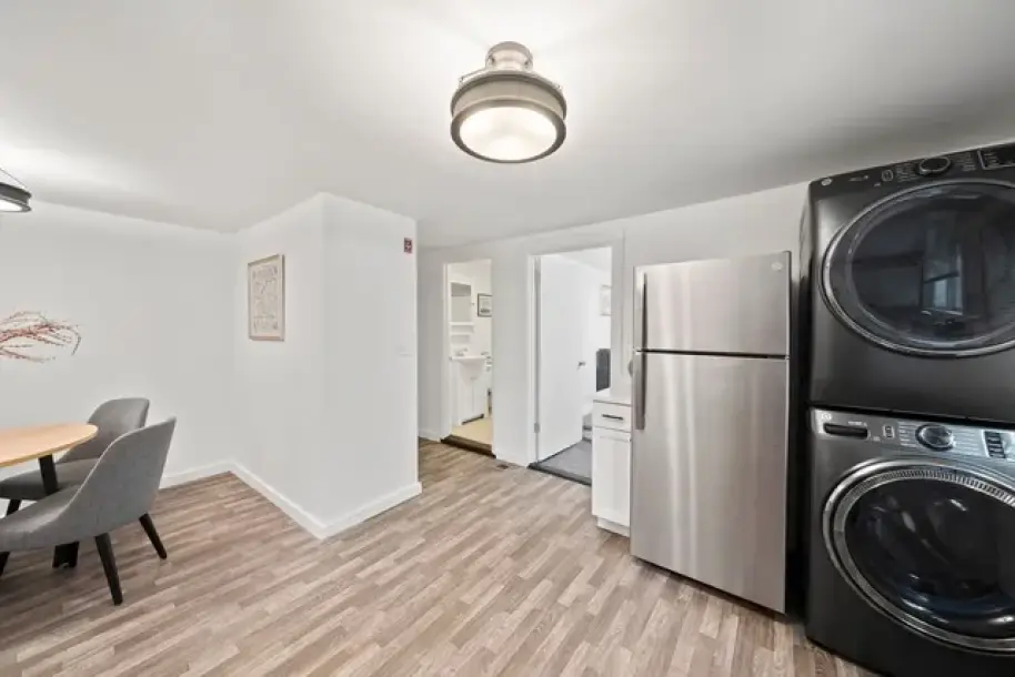 190 Common St-2