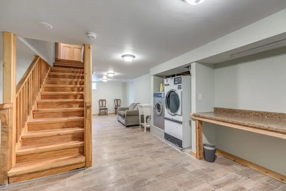 151 Dorchester St-27