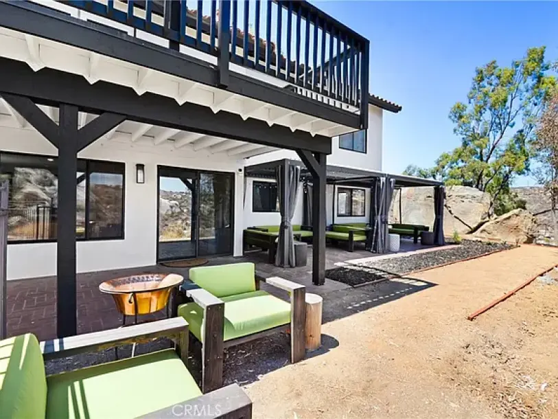 17295 Ridge Canyon Dr, Riverside, CA 92506-32