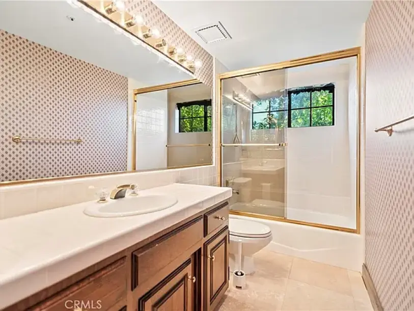 7008 Hawarden Dr-28