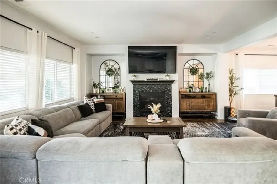 4772 Marrieta St Mira Loma, CA 91752Mira Loma-9