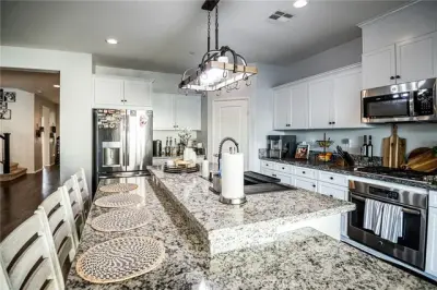 4772 Marrieta St Mira Loma, CA 91752Mira Loma