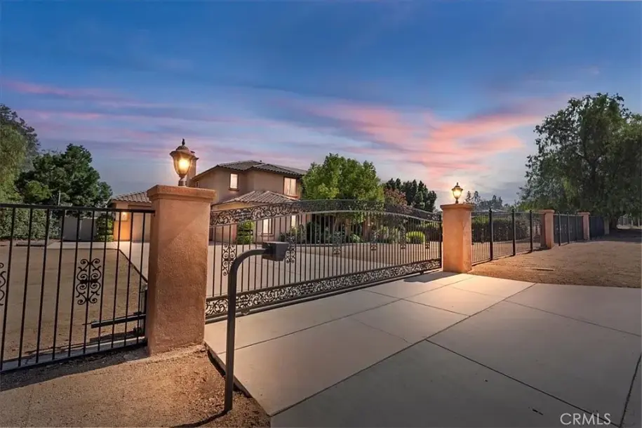 16858 Mariposa Ave-1