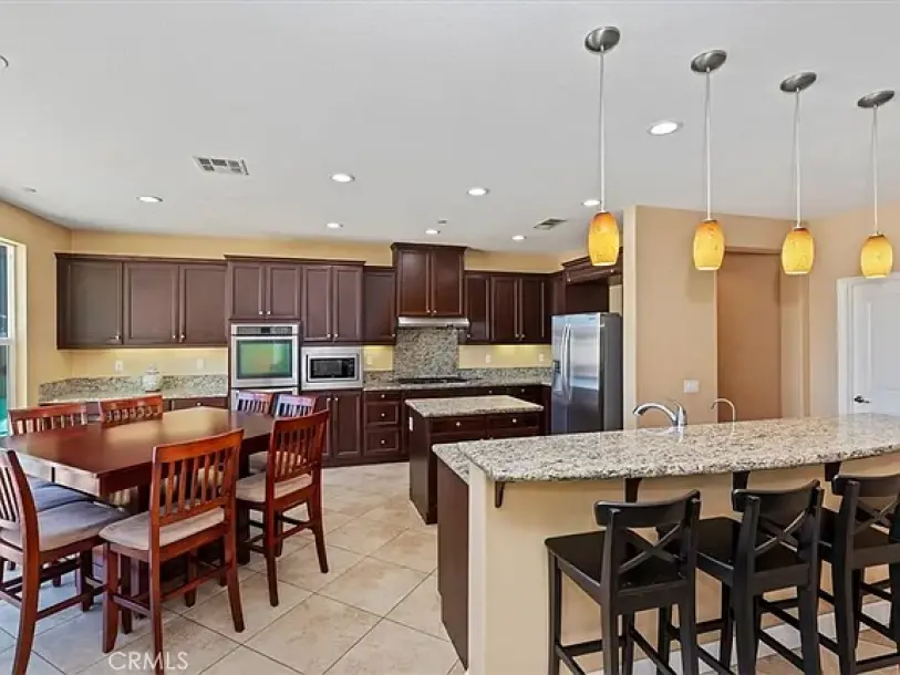 16858 Mariposa Ave-19