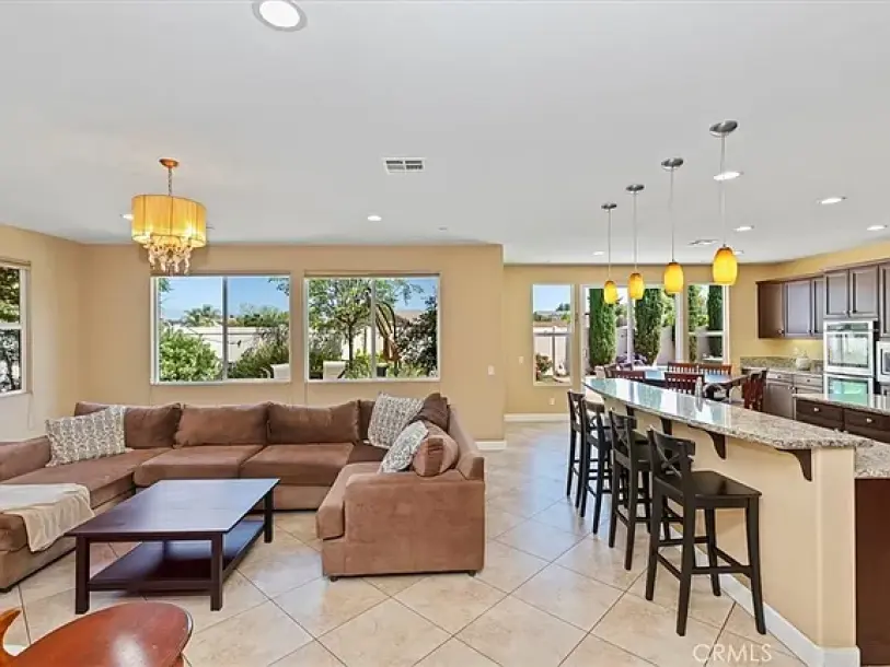 16858 Mariposa Ave-24