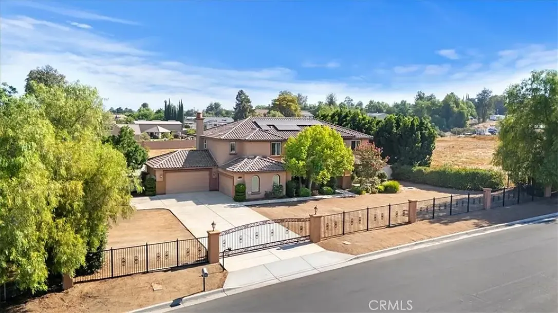 16858 Mariposa Ave-4