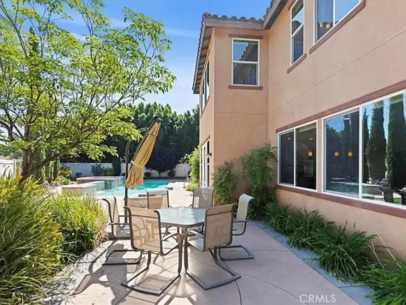 16858 Mariposa Ave-44