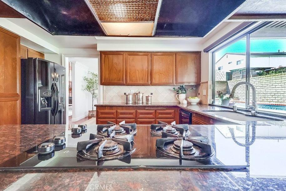 1089 Via Cordova, San Pedro, CA 90732-9
