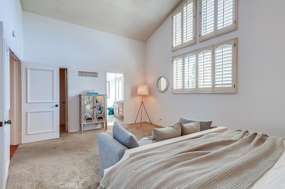 1089 Via Cordova, San Pedro, CA 90732-26