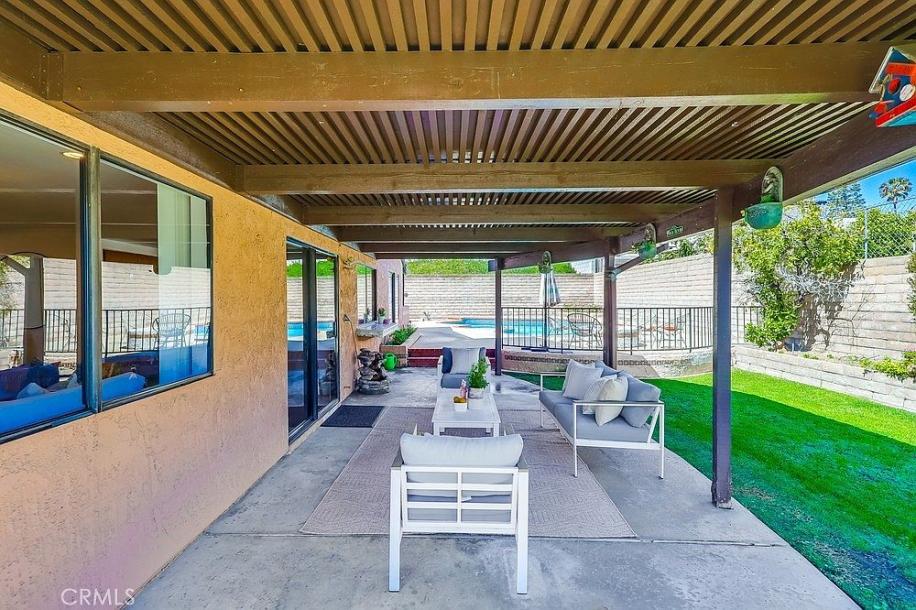 1089 Via Cordova, San Pedro, CA 90732-42