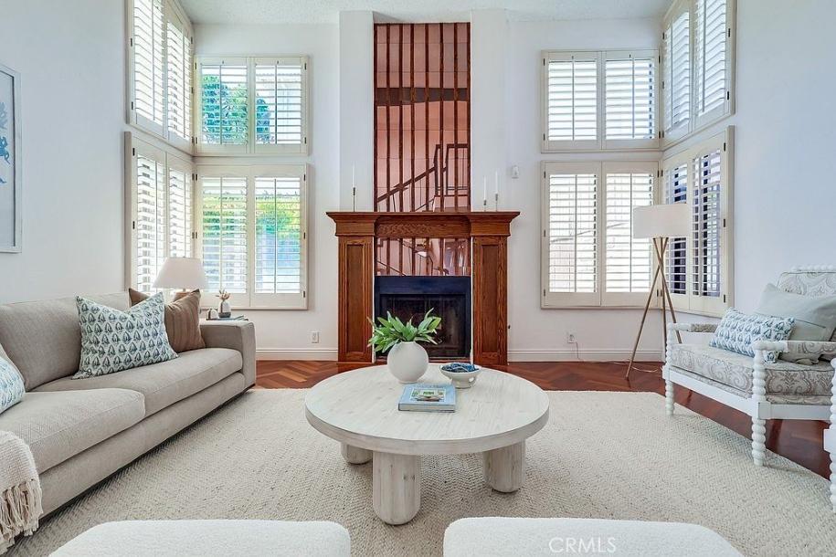 1089 Via Cordova, San Pedro, CA 90732-67