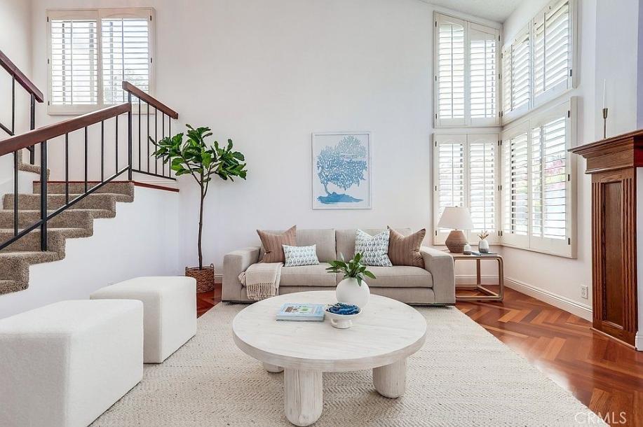 1089 Via Cordova, San Pedro, CA 90732-69