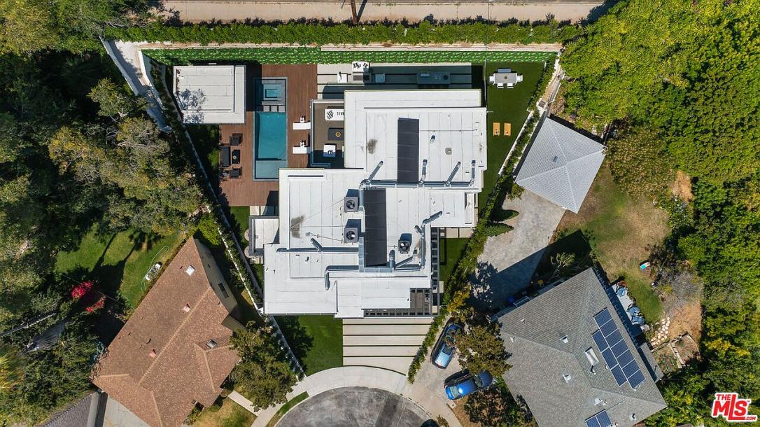 12700 Woodgreen St, Los Angeles, CA 90066-28