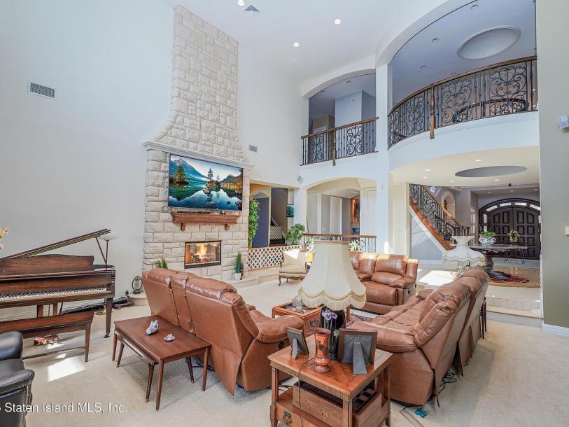14 Ottavio Promenade, Staten Island, NY 10307-41