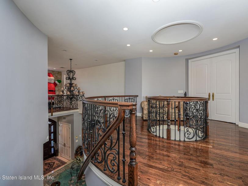 14 Ottavio Promenade, Staten Island, NY 10307-27