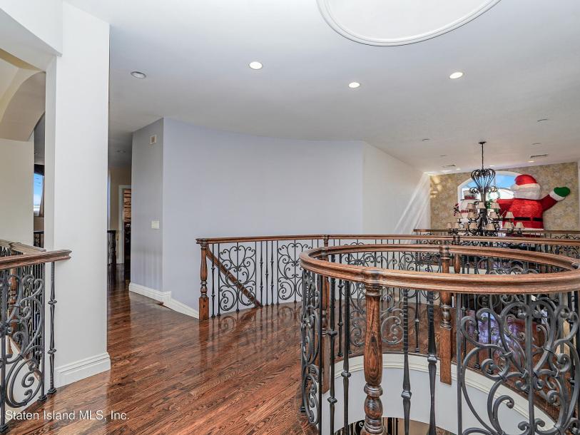 14 Ottavio Promenade, Staten Island, NY 10307-26