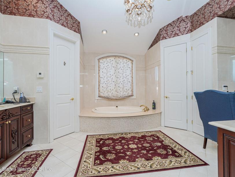 14 Ottavio Promenade, Staten Island, NY 10307-20