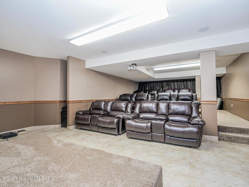 14 Ottavio Promenade, Staten Island, NY 10307-9