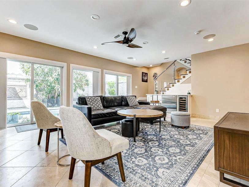 1420 Vassar St, Houston, TX 77006-28