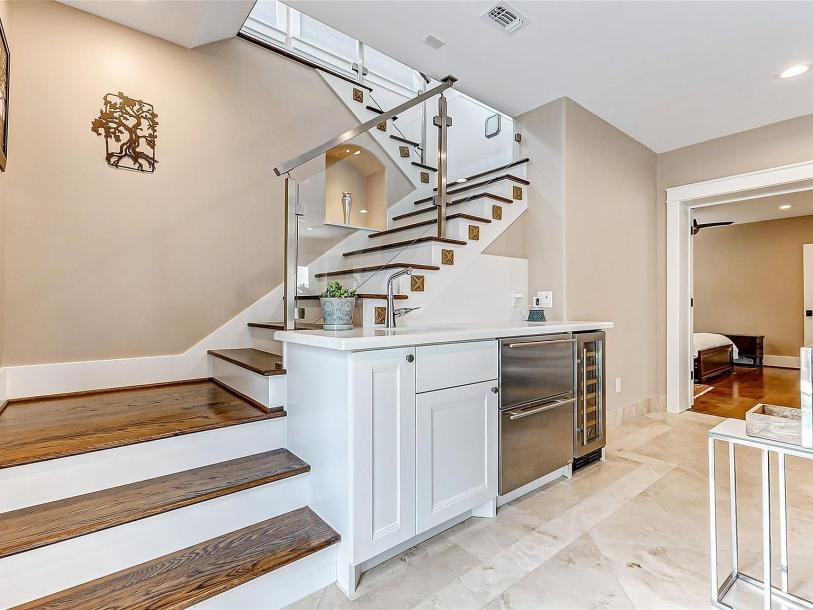 1420 Vassar St, Houston, TX 77006-26