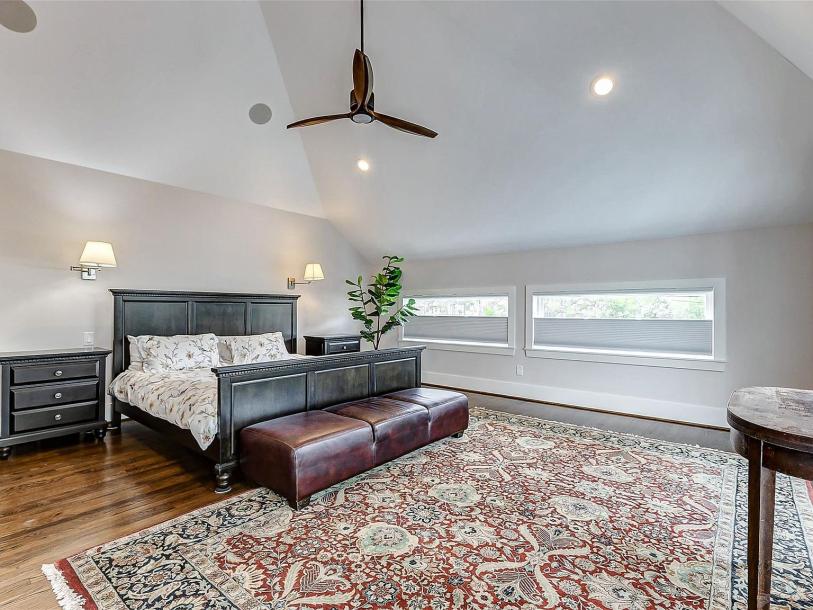 1420 Vassar St, Houston, TX 77006-10