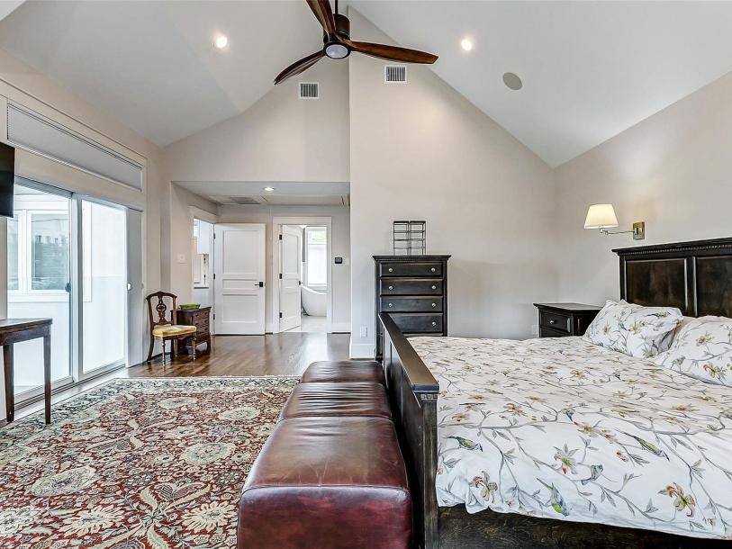 1420 Vassar St, Houston, TX 77006-19