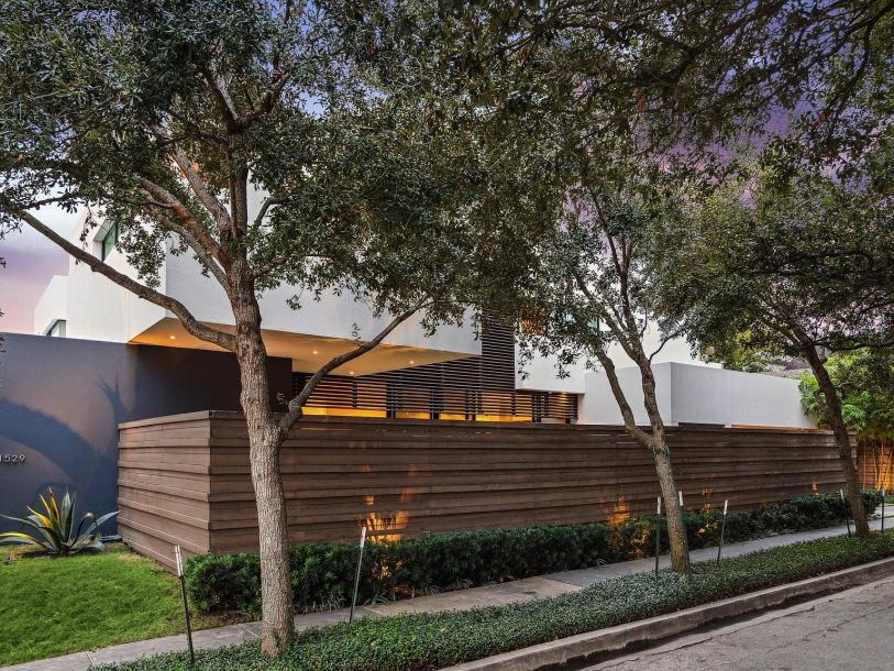 1529 Indiana St, Houston, TX 77006-10