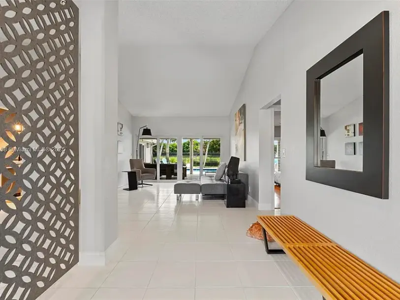 1720 Lakeshore Dr, Weston, FL 33326-13