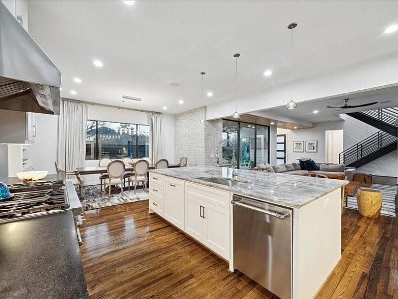 1737 Libbey Dr, Houston, TX 77018-42