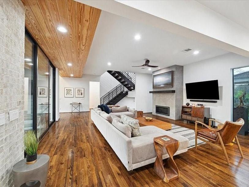 1737 Libbey Dr, Houston, TX 77018-40