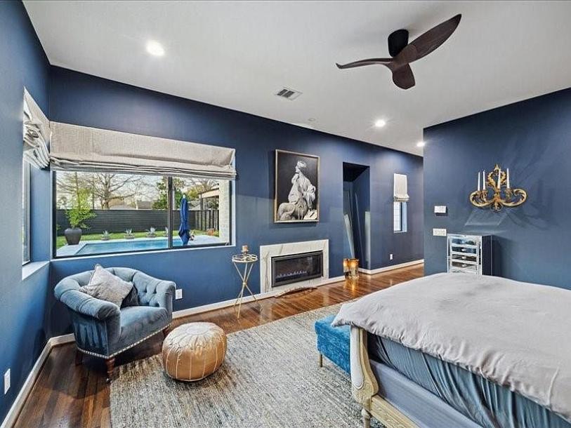1737 Libbey Dr, Houston, TX 77018-29