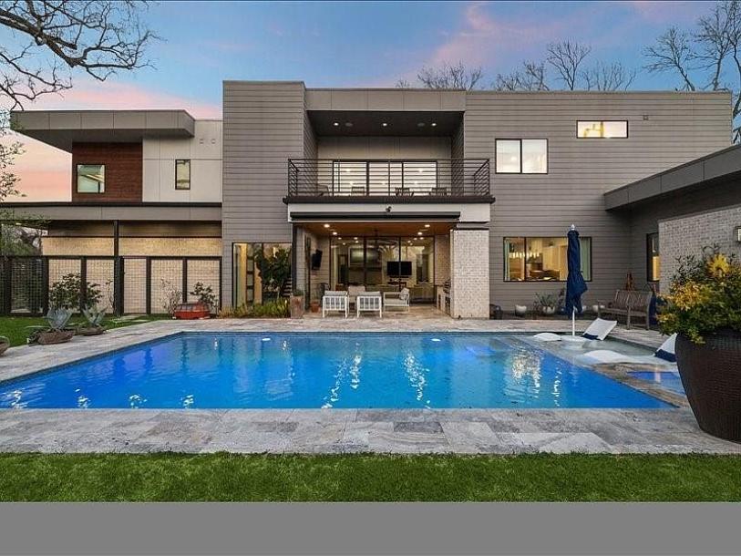 1737 Libbey Dr, Houston, TX 77018-1