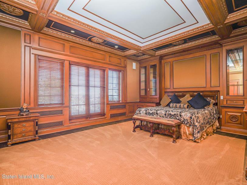 177 Benedict Rd, Staten Island, NY 10304-18