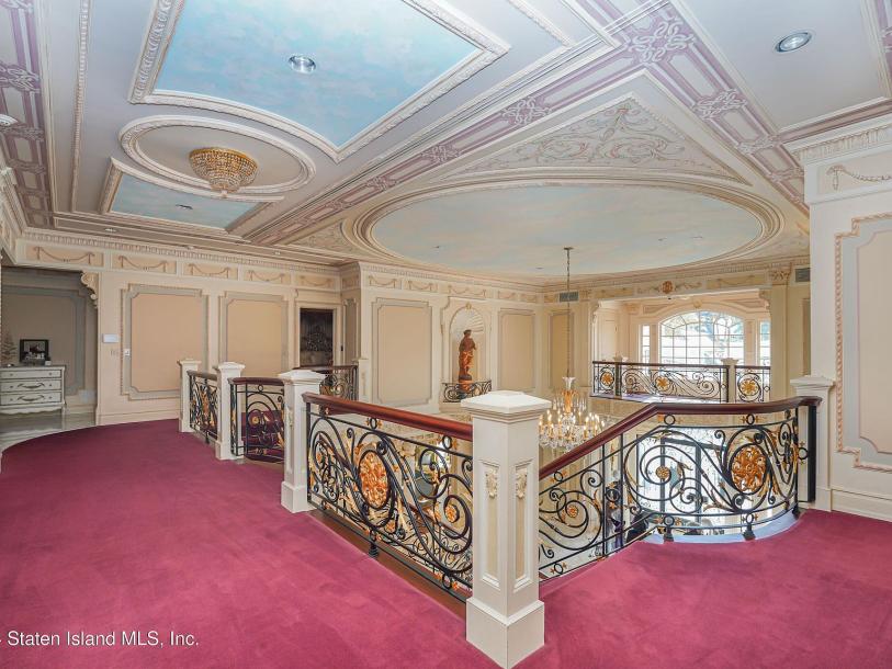 177 Benedict Rd, Staten Island, NY 10304-22