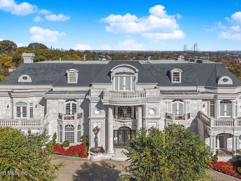 177 Benedict Rd, Staten Island, NY 10304-23